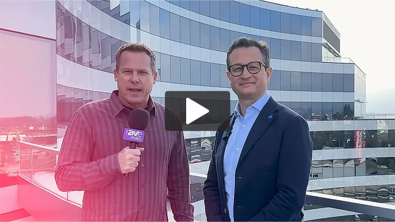 gary kayye and spinetix ceo francesco ziliani in front of the millennium building